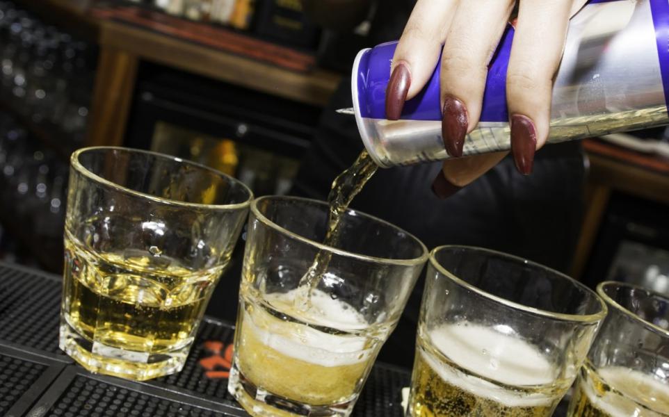 Efectos de mezclar con alcohol