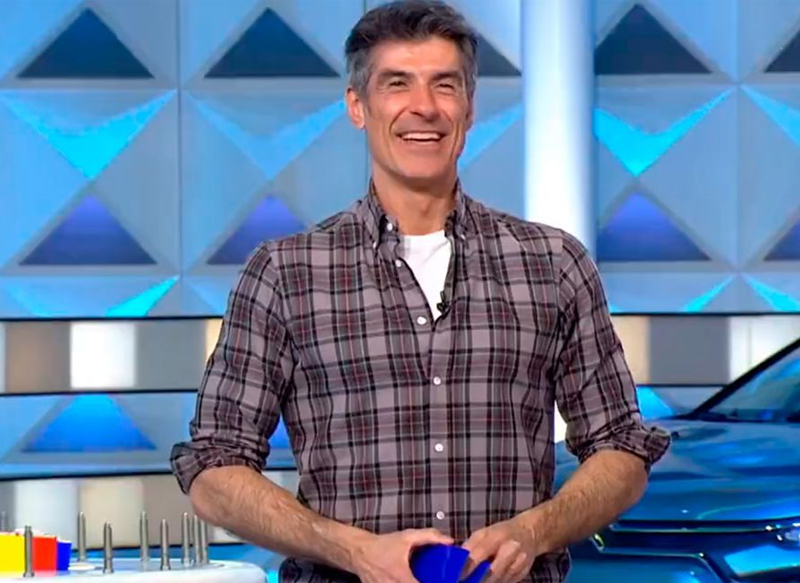 LOS PRESENTADORES DE LA RULETA DE LA SUERTE