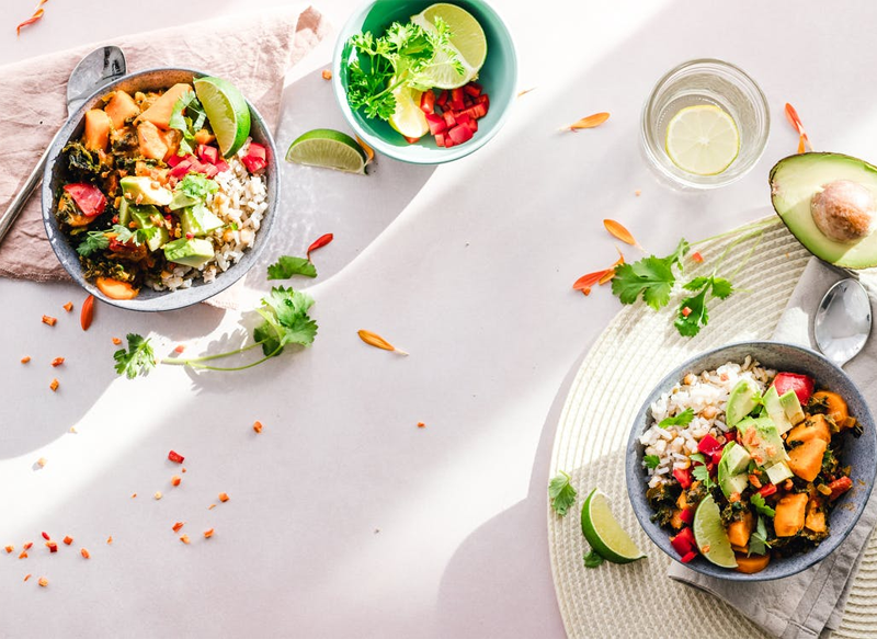 LA ENSALADA REGULA LA FUNCIÓN INTESTINAL