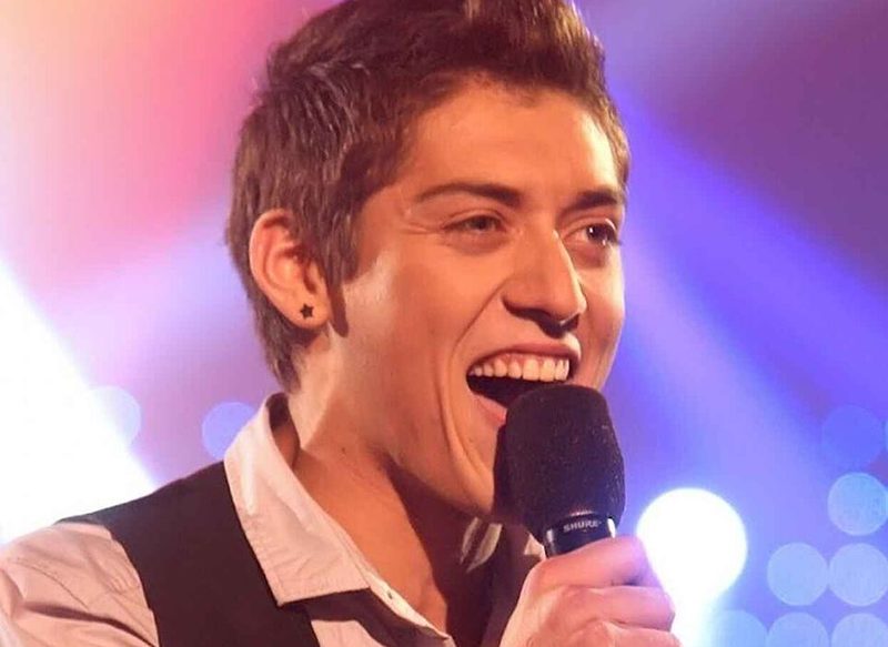 EL CONCURSANTE DE OT QUE SE DESNUDABA POR DINERO