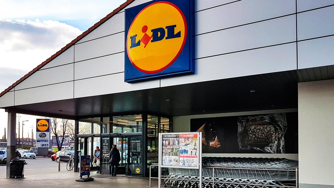 liquidacion-lidl-aspiradora-2-en-1-arrasa-en-ventas-para-limpiar-la-casa-facilmente-1280x720x80xX