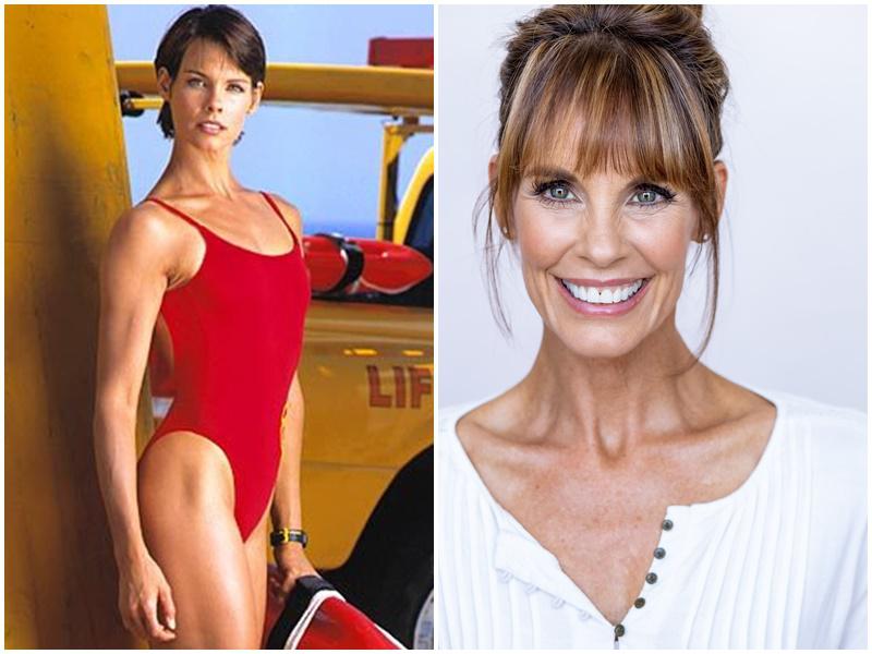 Alexandra Paul era Stephanie Holden en Los vigilantes de la playa