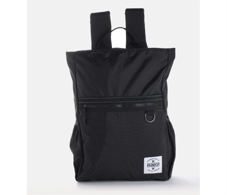 Mochila negra con cremallera el corte inglés