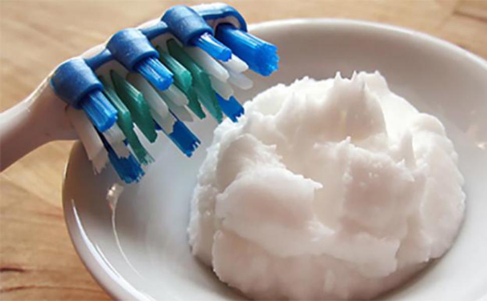 Enjuague con aceite u ‘oil pulling’