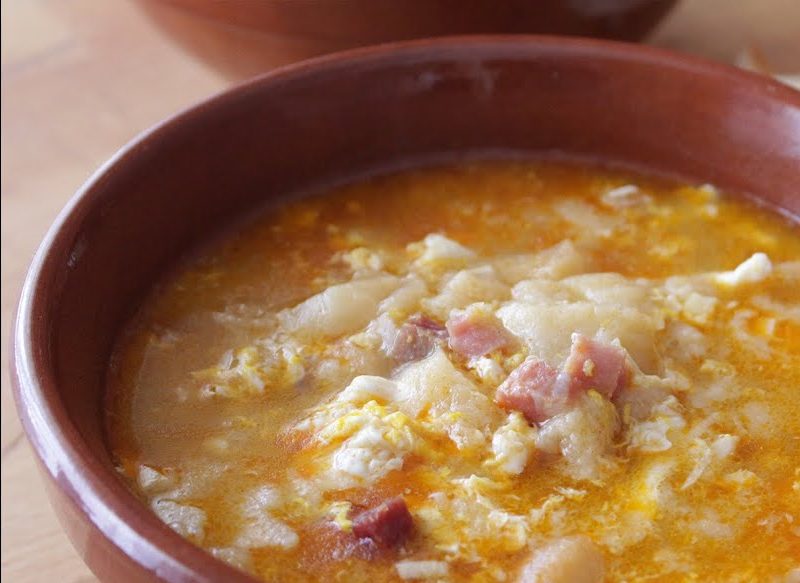 Sopa castellana: el truco de Dani García para que tenga más sabor