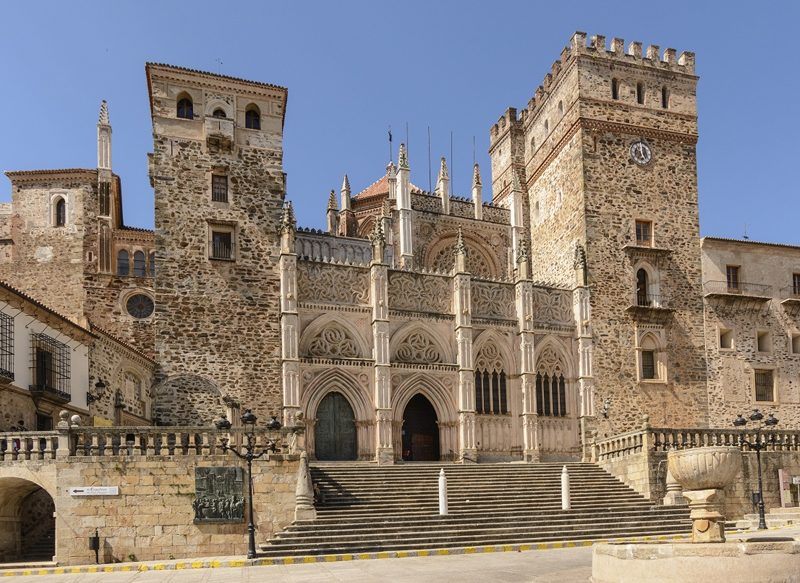 GUADALUPE (EXTREMADURA), UNA DE LAS ALDEAS MÁS BONITAS DE ESPAÑA
