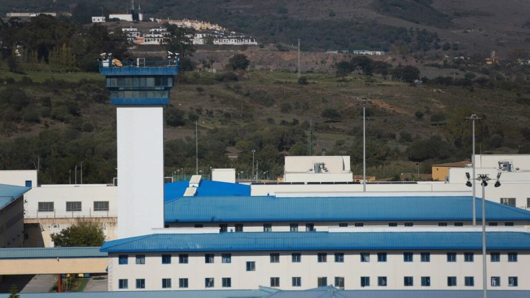 Detenido el padre de un preso que intentó pasar drogas a su hijo en Algeciras