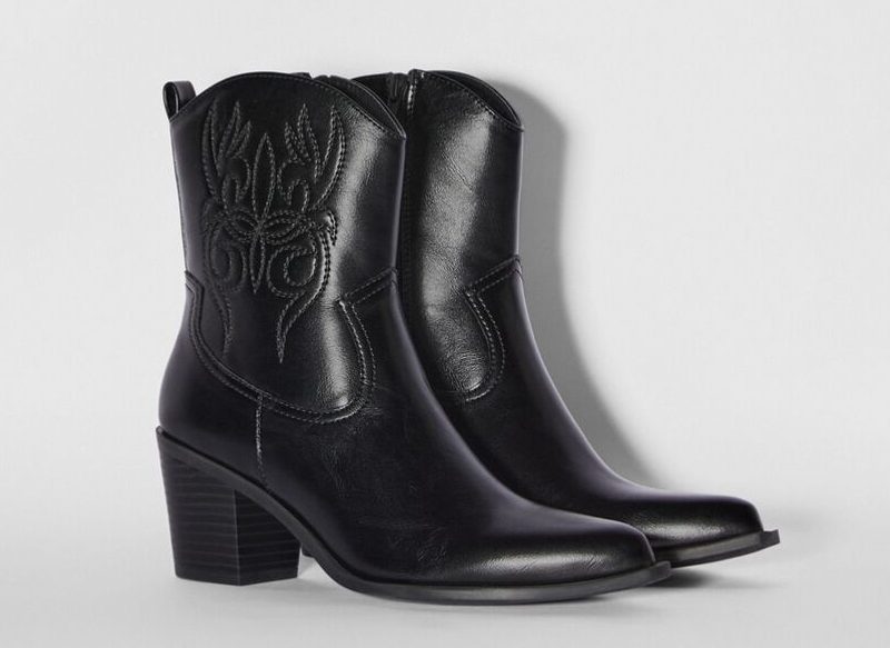BOTINES TACÓN COWBOY DE BERSHKA