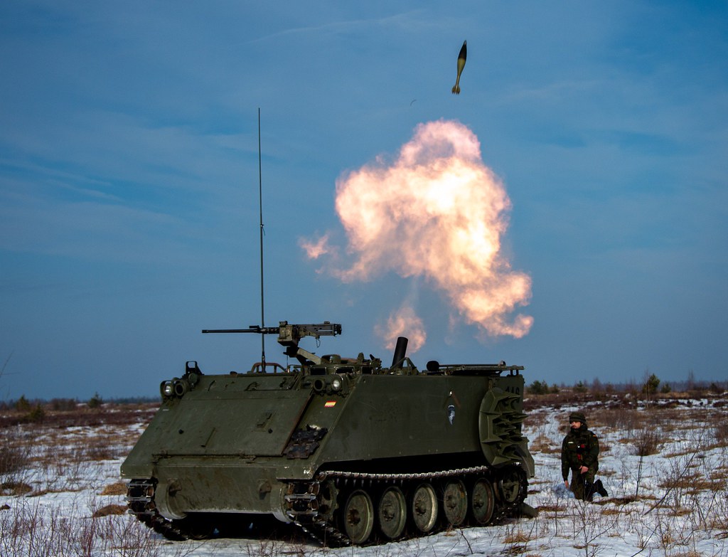 El Ministerio de Defensa sigue enviando a Ucrania su material de defensa más prescindible 2 Moncloa 51891376966 6cd6b2ffb9 b Moncloa