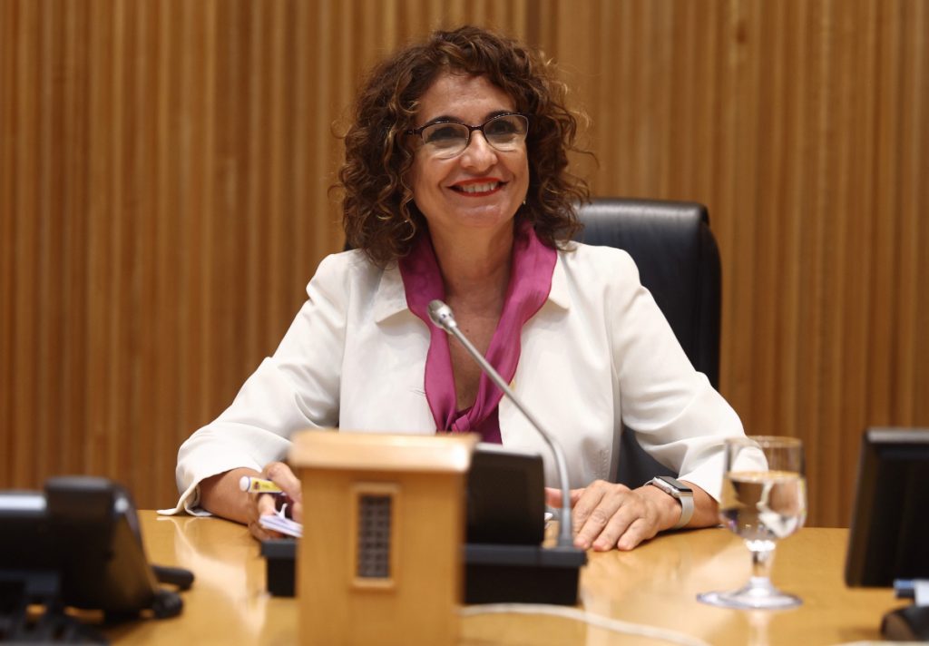 Sánchez necesitará el voto de una sola comunidad para avalar la quita catalana 1 Moncloa María Jesús Montero cuenta con la mitad de los votos del CPFF