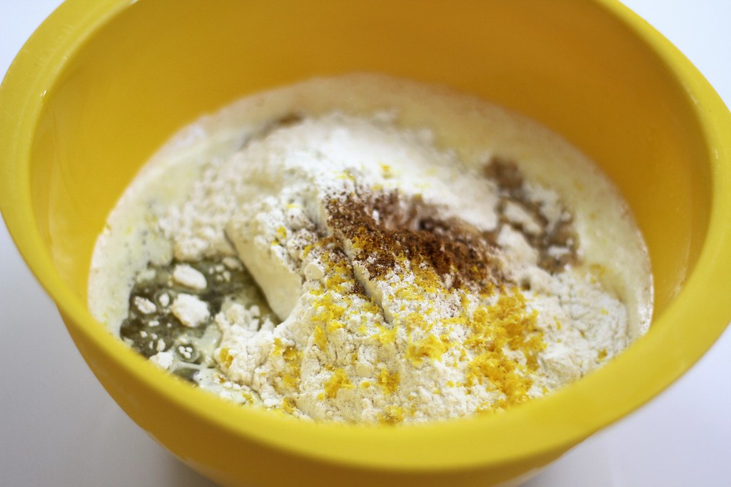 Bizcocho de manzana: así lo puedes hacer en poco tiempo 3 Moncloa bizcocho de manzana esponjoso