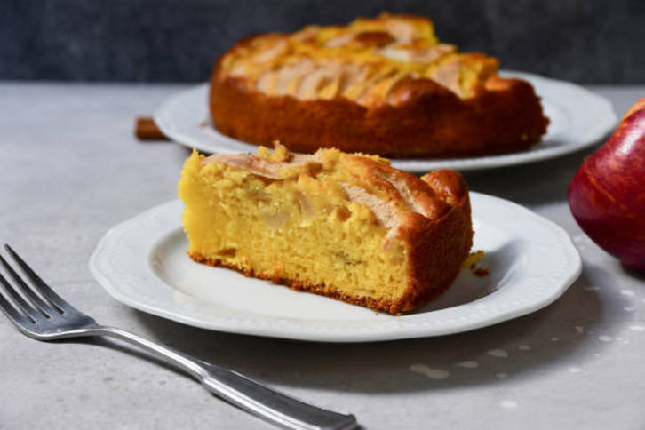 Bizcocho de manzana: así lo puedes hacer en poco tiempo 6 Moncloa truco resultado