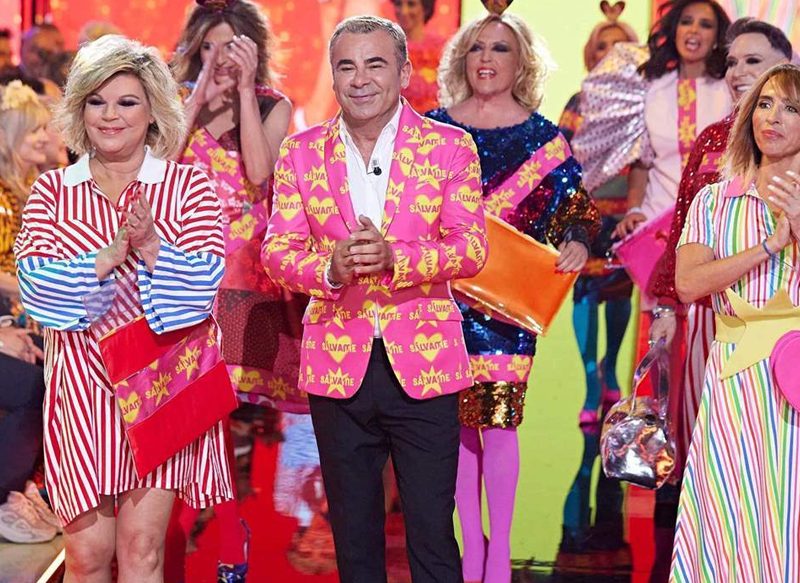 SÁLVAME Y SUS MÚLTIPLES COLABORADORES