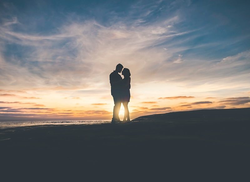 TINDER ES MÁS QUE ELEGIR UNA BUENA FOTO