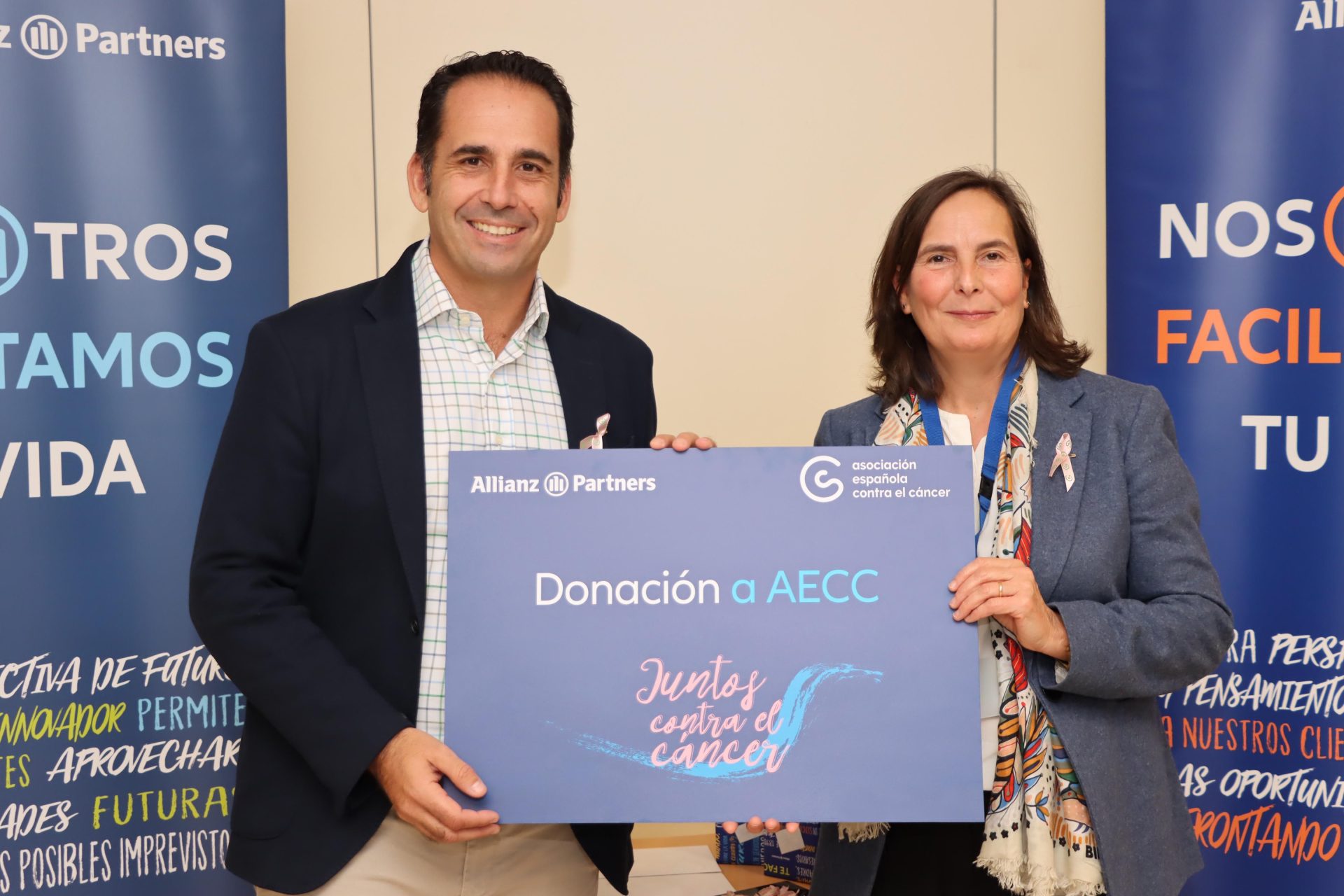 Borja_Daz_CEO_de_Allianz_Partners_e_Isabel_Bauluz_Gerente_de_la_Asociacin_Espaola_contra_el_Cncer