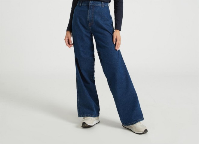 Vaquero campana de mujer flare de tiro alto