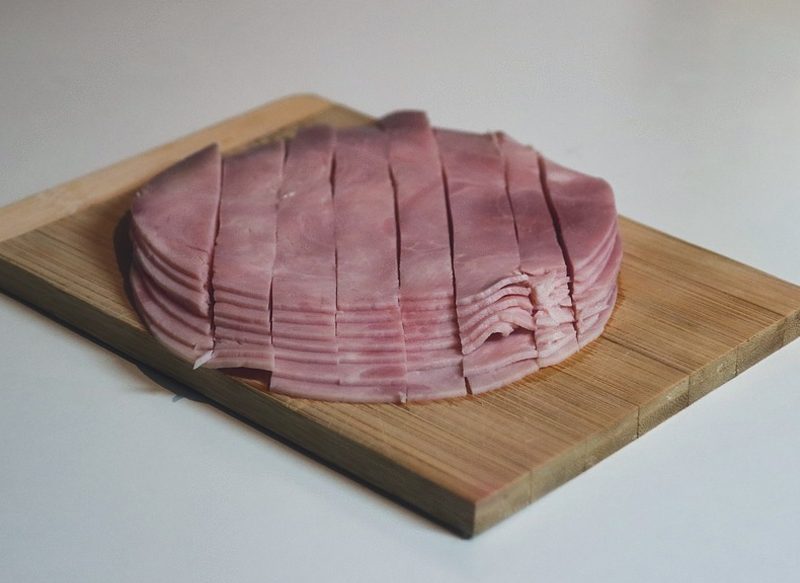 CUÁNTO MENOS LARGA SEA LA LISTA DE INGREDIENTES, EL EMBUTIDO MÁS SANO