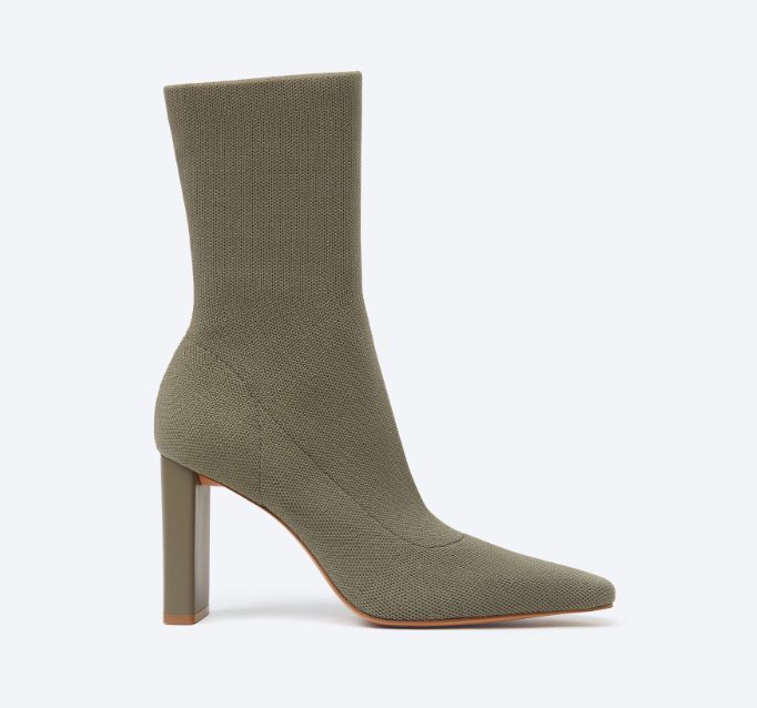 botas de lefties diseno calcetin