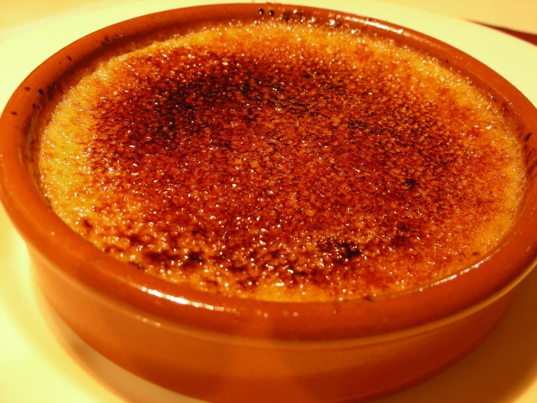 montar la crema catalana
