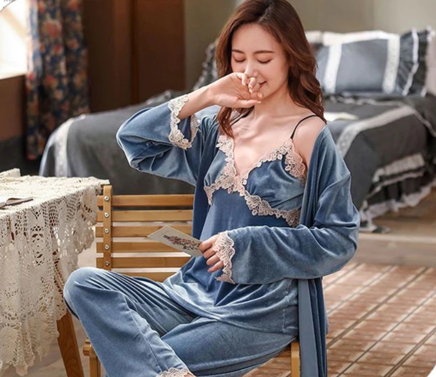 pijama de tres piezas