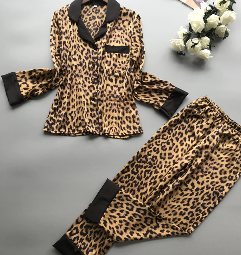 pijama leopardo