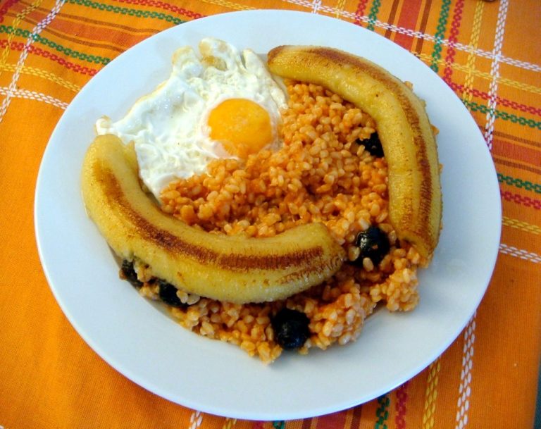 Arroz a la cubana: Un exquisito plato para disfrutar en familia en pocos minutos arroz a la cubana receta canarias