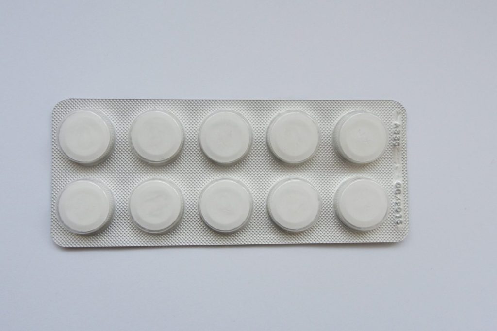 La razón por el que se debe tomar el paracetamol con el estomago vacío según la OCU 2 Moncloa el paracetamol tiene efectos secundarios graves