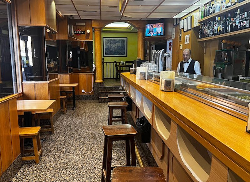 LA PETISQUEIRA I Y LA PETISQUEIRA II