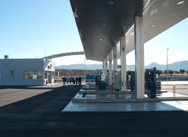 ¿SON LAS GASOLINERAS LOW COST UNA BUENA ALTERNATIVA?