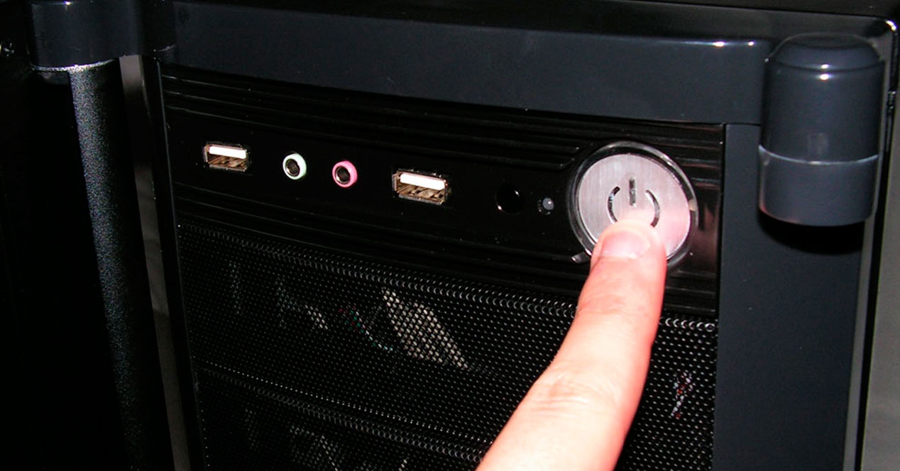 Ordenador: 7 consejos para optimizar su rendimiento al máximo 1 Moncloa Desinstalar programas que no se utilizan