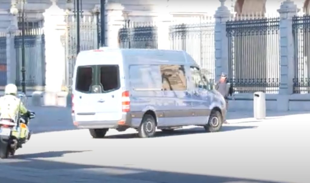 Pedro Sánchez incluye en su comitiva presidencial una UVI móvil y dos médicos 1 Moncloa Captura de pantalla 2023 02 14 a las 16.31.52 Moncloa