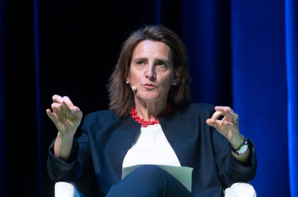 Albiol pide a Ribera que regenere las playas dañadas por Nelson 2 Moncloa Albiol y el delegado del Gobierno en Cataluña desean que Teresa Ribera declare la emergencia en la costa catalana para reparar los daños.