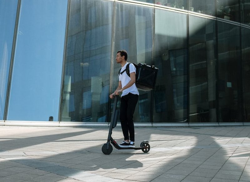 PATINETE O SKATE PARA MOVERSE RÁPIDO