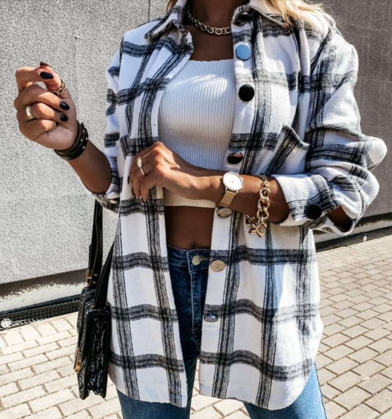 Ni Zara ni Mango: 10 camisas y sobrecamisas de Aliexpress para brillar esta primavera por muy poco 10 Moncloa sobrecamisa bicolor