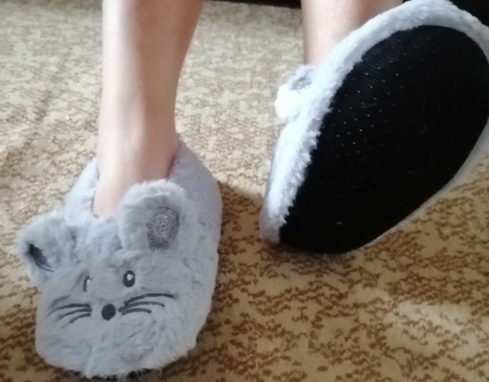 Las pantuflas de cerditos Aliexpress por solo 1,98 euros que vas a querer regalar(te) este invierno 4 Moncloa zapatillas con orejas de ratón