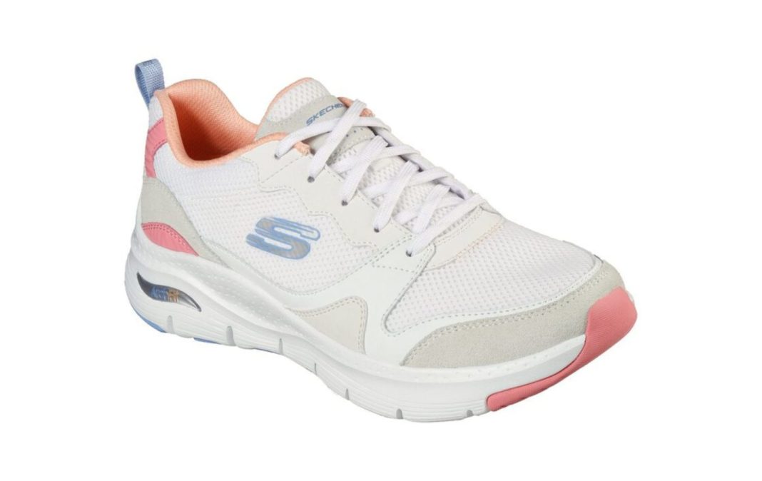 Skechers