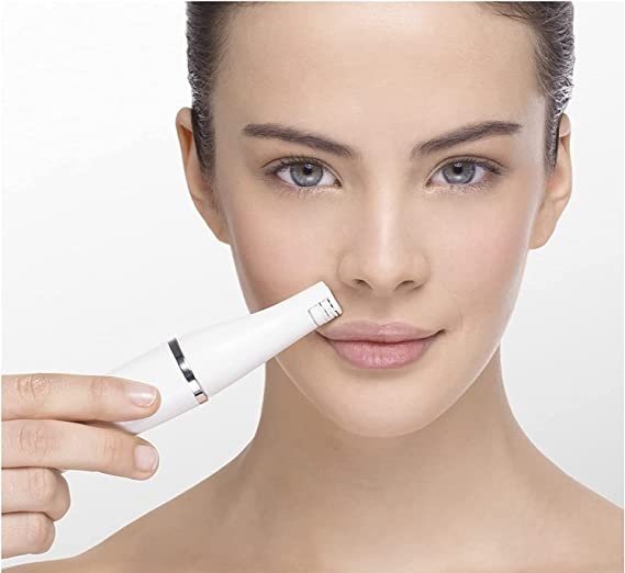 La depiladora facial de Braun 3 en 1 depila, limpia, masajea y tiene un descuento del 30% en Amazon