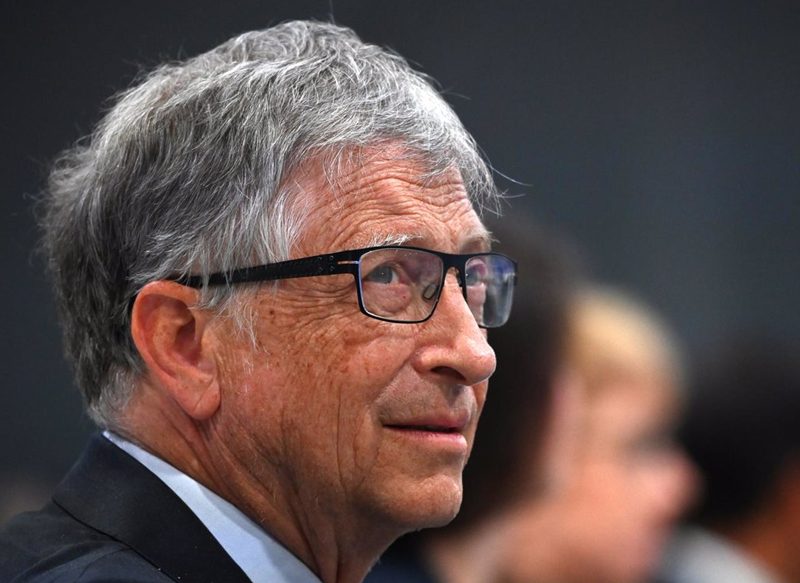 BILL GATES HABLA DE LOS ASISTENTES PERSONALES