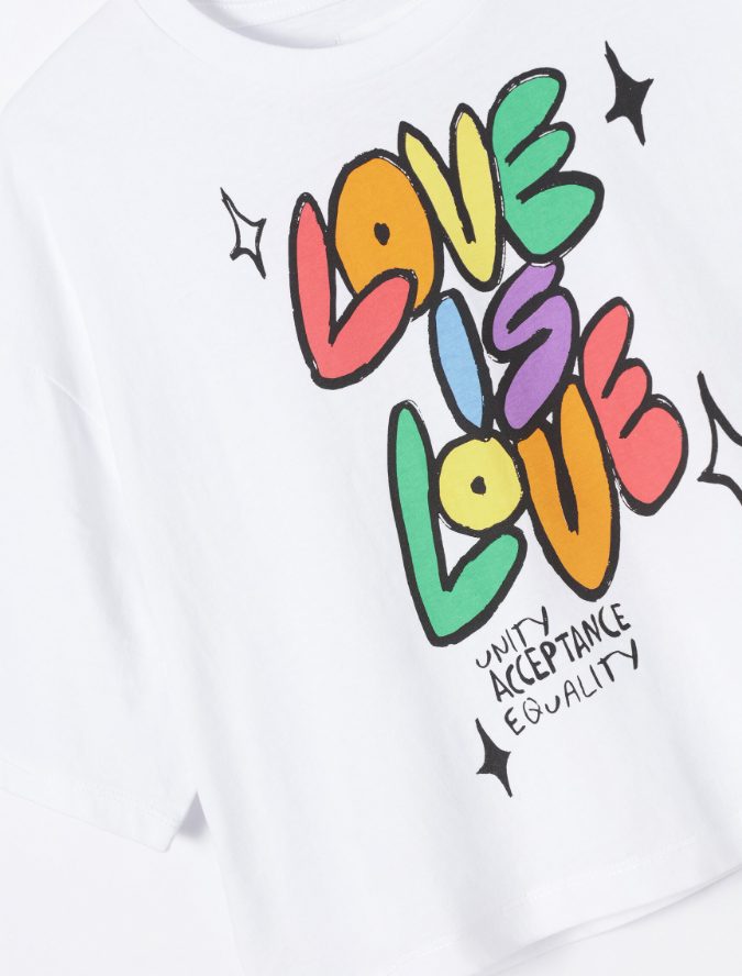 camiseta cropped love is love lefties