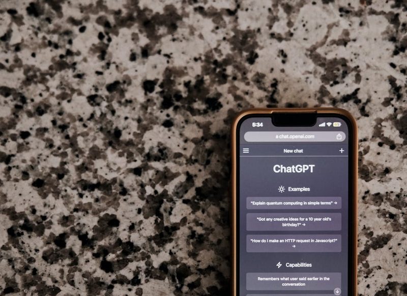 UTILIZA EL CHATBOT PARA FOMENTAR TU CREATIVIDAD