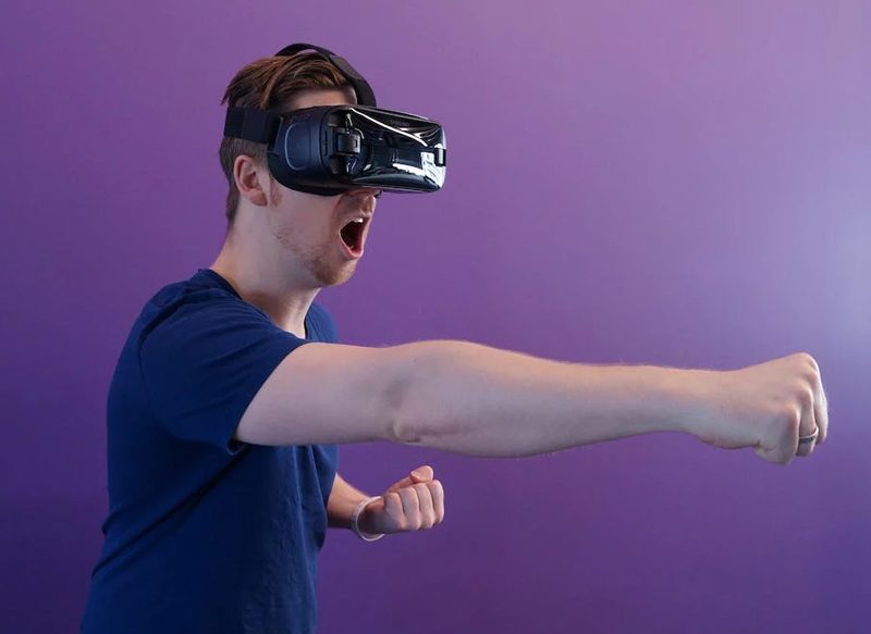 NUEVOS MANDOS PARA EL DISPOSITIVO DE REALIDAD VIRTUAL DE META