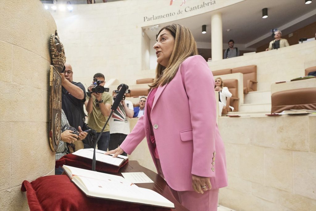 María José Sáenz de Buruaga (PP), presidenta de Cantabria es la que más se sube el sueldo aunque es de las presidentas autonómicas que menos cobra