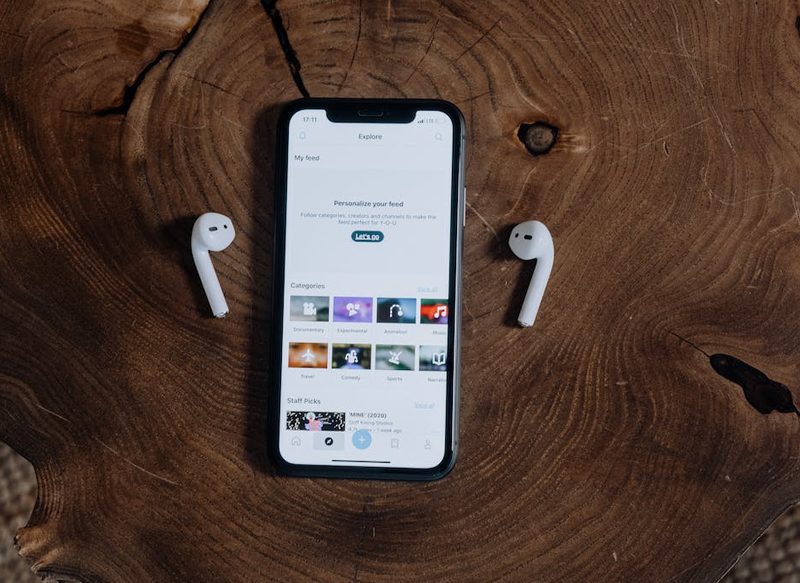 LOS NUEVOS APPLE AIRPODS ESTÁN ENFOCADOS A LA SALUD