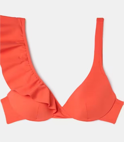 Luce figura este verano, sé la reina de la playa y la piscina con estos bikinis de El Corte Inglés en oferta 5 Moncloa Bikini aro con volante Moncloa