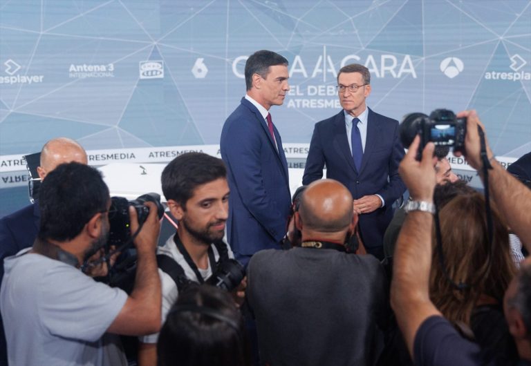 Feijóo exige a Sánchez una cuestión de confianza y respalda la movilización ciudadana