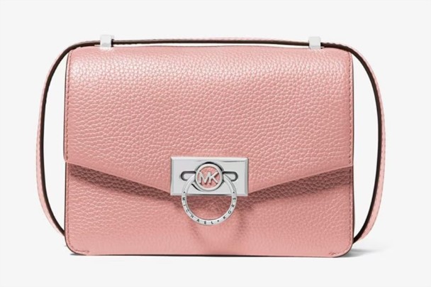 Guess, Michael Kors, Bimba y Lola y otras marcas top con descuentos de hasta el 40% en El Corte Inglés 4 Moncloa bandolera hendrix piel michael kors el corte ingles