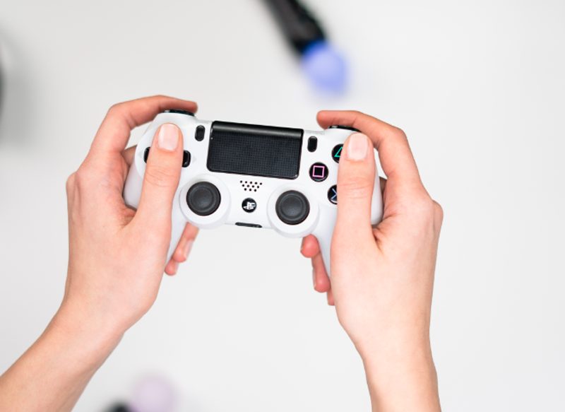 ¿MERECE LA PENA COMPRAR UNA PLAYSTATION 5?