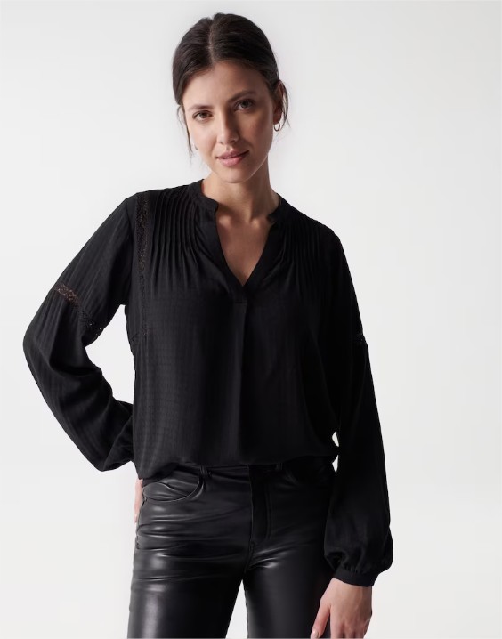 blusa encaje y manga larga