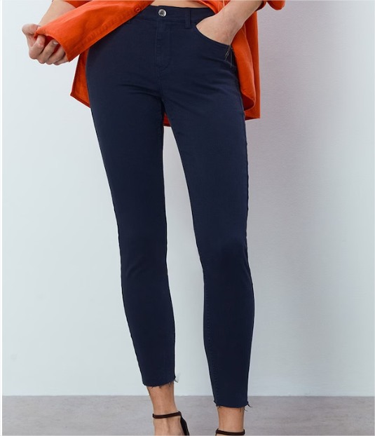 Ni Zara ni Mango: El Corte Inglés tiene los vaqueros de menos de 30 euros que vas a querer tener en todos los colores 1 Moncloa Jeans Color Ankle en Azul Marino