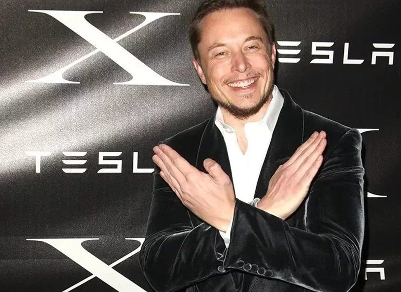 ELON MUSK Y SUS POLÉMICAS DECISIONES